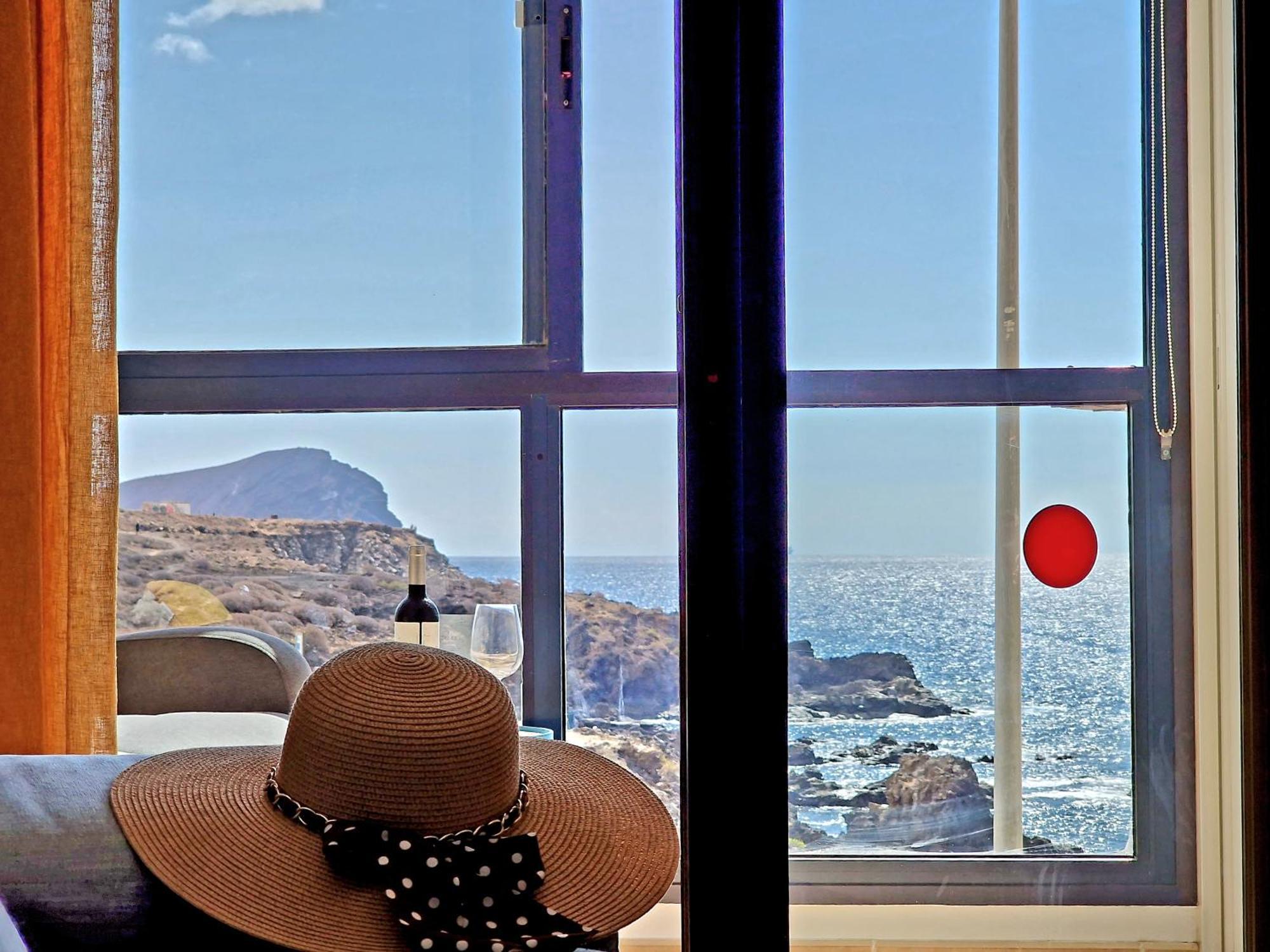 Las Rocas By The Ocean, Wifi And Sea View Los Abrigos Exteriér fotografie